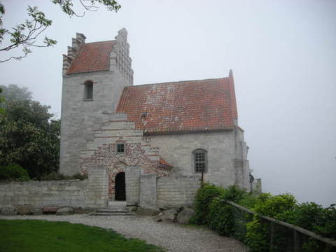 Højerup Kirke small